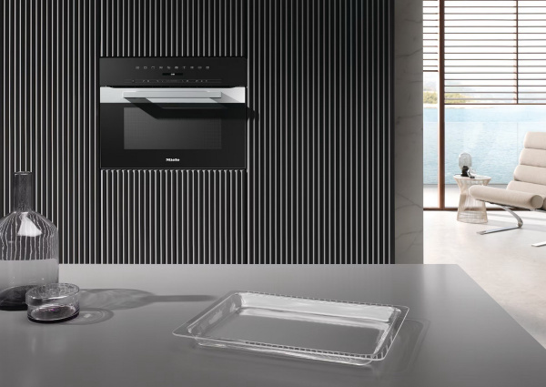 H 7240 BM EDST4.jpg