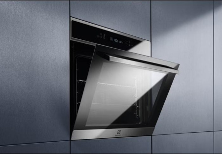 EOE7P31X3.jpg