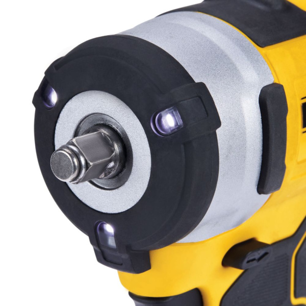 DCF903P13.jpg