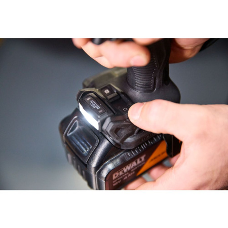 DCD86MM2T6.jpg